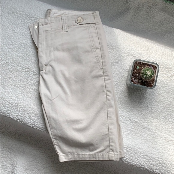 Levi's Other - Levi’s Flat Front Light Cream Shorts